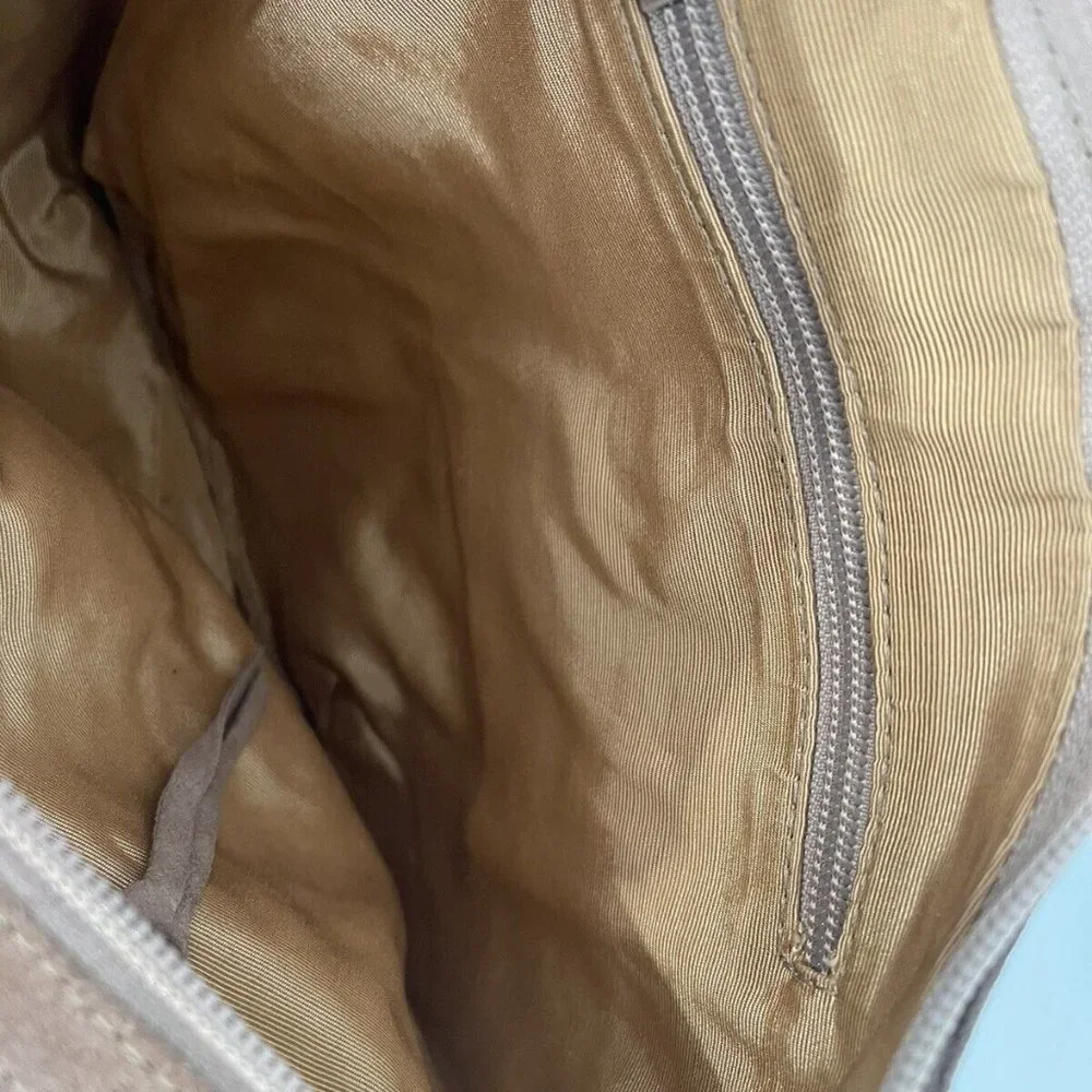 Genuine Leatherock Tan Leather Suede Fringed Crossbody Purse - Picture 4 of 9